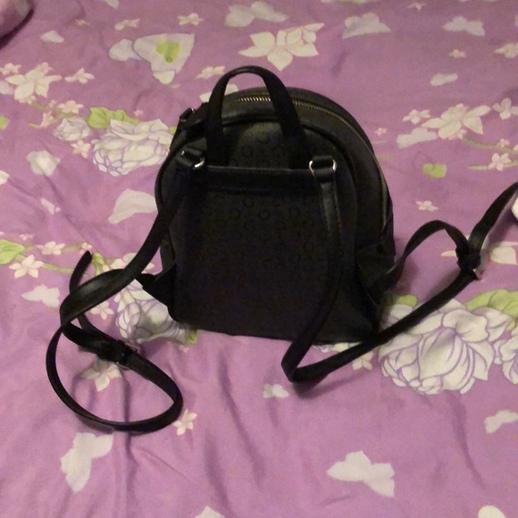 Mini guess back bag - Picture 3 of 4